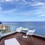 Διαμέρισμα Luxurious Penthouse Direct On Sea *