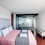 Luxurious Penthouse Direct On Sea Apartman *