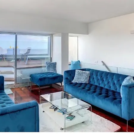 Luxurious Penthouse Direct On Sea Lägenhet *