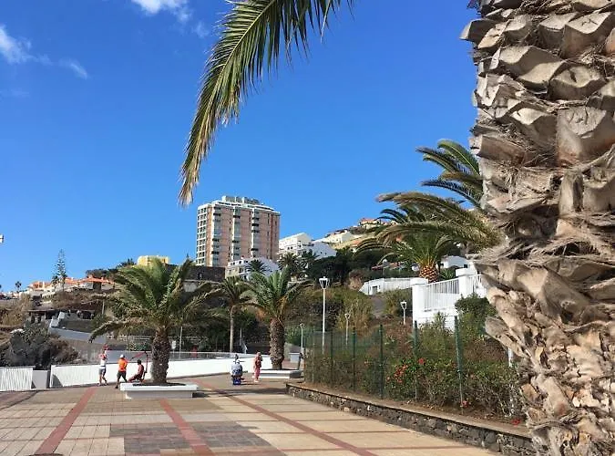 Luxurious Penthouse Direct On Sea Apartmán *