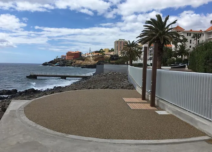 Luxurious Penthouse Direct On Sea Apartmán Caniço